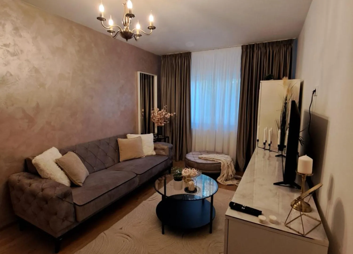 Herastrau Apartament 2 Bucureşti